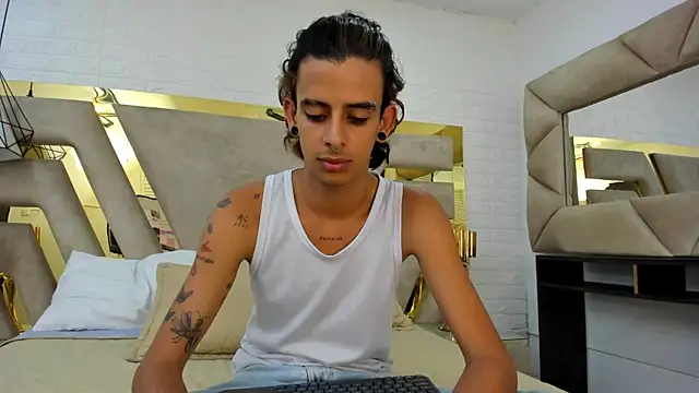 Snapshot of Ibratxandy chatting on September 24, 2025, 7:31 pm Ibratxandy online show from September 24, 2025, 7:31 pm