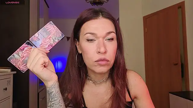 ReginaFoXXXy online show from May 8, 2026, 11:58 am