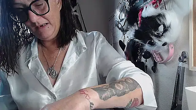 Snapshot of Mistress-Ivy51 chatting on September 11, 2025, 6:13 am Mistress-Ivy51 online show from September 11, 2025, 6:13 am