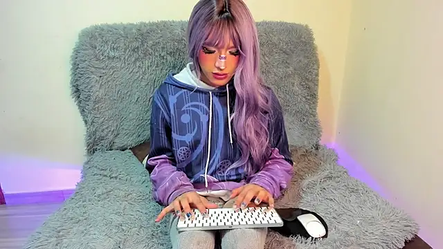 Snapshot of _viollette_ chatting on December 1, 2025, 1:50 am viollette online show from December 1, 2025, 1:50 am