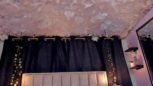 Snapshot of Hanzking01 chatting on October 17, 2025, 9:05 pm Hanzking01 online show from October 17, 2025, 9:05 pm