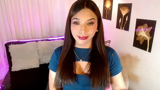 Snapshot of Ubanescka chatting on December 13, 2025, 8:04 pm Ubanescka online show from December 13, 2025, 8:04 pm