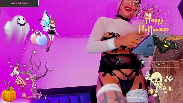 samanthaatt online show from October 28, 2025, 10:41 pm