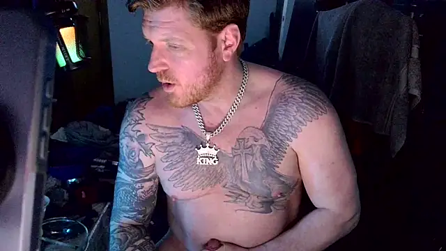 Snapshot of CloudyKingG chatting on March 8, 2026, 9:45 am CloudyKingG online show from March 8, 2026, 9:45 am