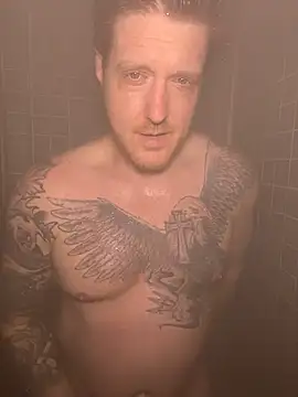 Snapshot of CloudyKingG chatting on April 6, 2026, 6:09 pm CloudyKingG online show from April 6, 2026, 6:09 pm