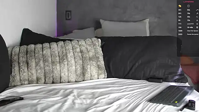 Snapshot of joesteel chatting on November 22, 2025, 7:13 pm joesteel online show from November 22, 2025, 7:13 pm