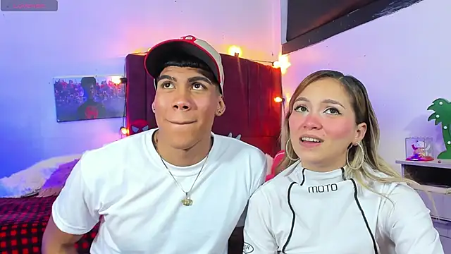 Snapshot of ChiliciousCouple chatting on September 26, 2025, 3:13 am ChiliciousCouple online show from September 26, 2025, 3:13 am