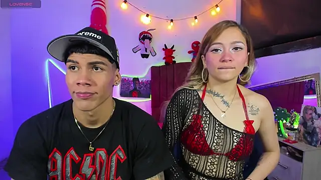 Snapshot of ChiliciousCouple chatting on October 2, 2025, 3:10 am ChiliciousCouple online show from October 2, 2025, 3:10 am