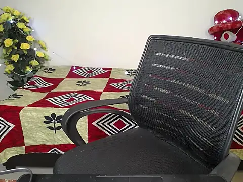 Snapshot of cutepanda78 chatting on November 21, 2025, 6:01 am cutepanda78 online show from November 21, 2025, 6:01 am