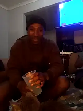 ManInbkack online show from September 22, 2025, 7:53 pm