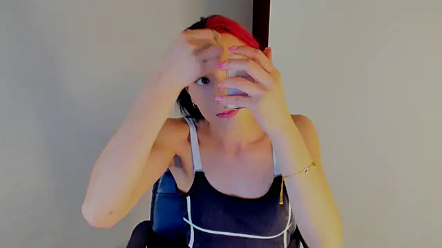 Madison charlotte online show from November 15, 2025, 6:50 am