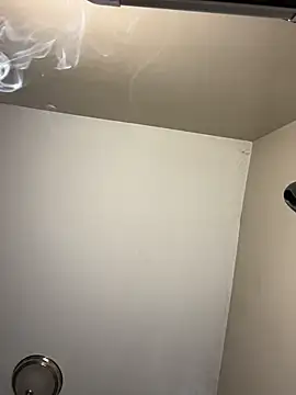 Tu GataLinda online show from February 4, 2026, 3:29 pm