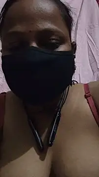 shalubhabhi69 online show from January 14, 2026, 6:11 pm