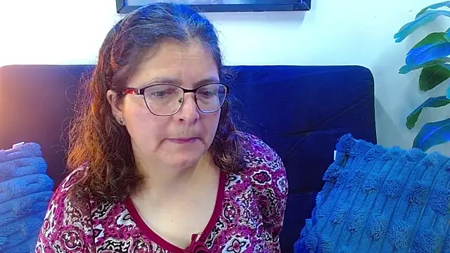 Snapshot of Linda_banks_ chatting on October 26, 2025, 2:01 am Linda banks online show from October 26, 2025, 2:01 am