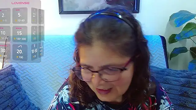 Snapshot of Linda_banks_ chatting on October 9, 2025, 2:12 am Linda banks online show from October 9, 2025, 2:12 am