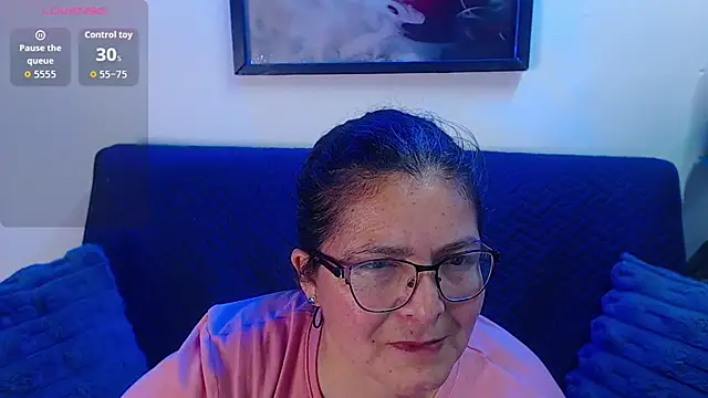 Snapshot of Linda_banks_ chatting on December 14, 2025, 1:45 am Linda banks online show from December 14, 2025, 1:45 am