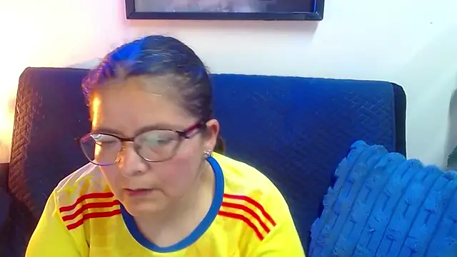 Snapshot of Linda_banks_ chatting on June 2, 2026, 1:16 am Linda banks online show from June 2, 2026, 1:16 am