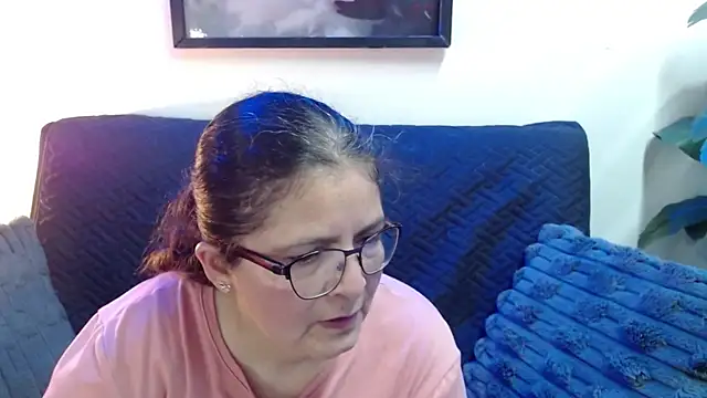 Snapshot of Linda_banks_ chatting on June 5, 2026, 1:54 am Linda banks online show from June 5, 2026, 1:54 am