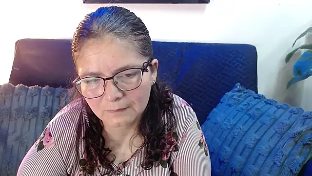 Snapshot of Linda_banks_ chatting on June 14, 2026, 1:46 am Linda banks online show from June 14, 2026, 1:46 am