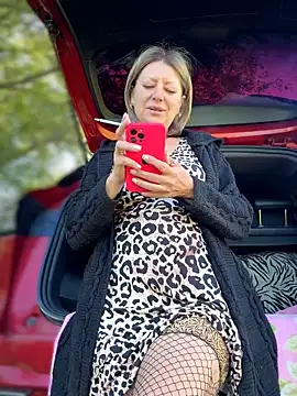 Snapshot of Milena-MilfaXXX chatting on May 13, 2026, 4:30 am Milena-MilfaXXX online show from May 13, 2026, 4:30 am