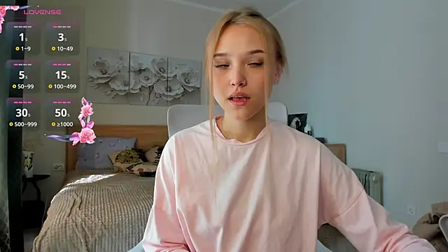 Snapshot of flooora_0 chatting on August 9, 2026, 1:46 am flooora 0 online show from August 9, 2026, 1:46 am