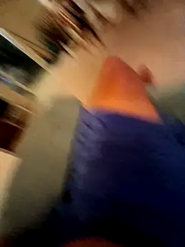 Snapshot of pullitoff chatting on October 10, 2025, 12:11 am pullitoff online show from October 10, 2025, 12:11 am