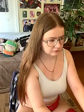 Snapshot of Sienna-Cow chatting on September 9, 2025, 10:25 am Sienna-Cow online show from September 9, 2025, 10:25 am