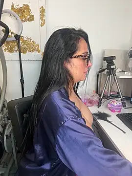 Snapshot of hotadhara01 chatting on September 30, 2025, 3:01 am hotadhara01 online show from September 30, 2025, 3:01 am