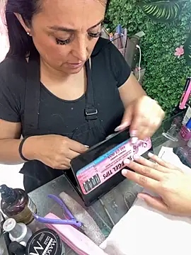 Snapshot of hotadhara01 chatting on October 26, 2025, 4:18 pm hotadhara01 online show from October 26, 2025, 4:18 pm