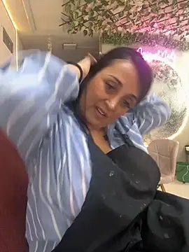 Snapshot of hotadhara01 chatting on October 24, 2025, 8:41 pm hotadhara01 online show from October 24, 2025, 8:41 pm