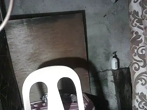 Snapshot of lady_helen00 chatting on October 9, 2025, 10:27 am lady helen00 online show from October 9, 2025, 10:27 am