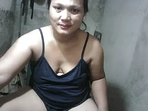 Snapshot of lady_helen00 chatting on July 5, 2026, 12:01 pm lady helen00 online show from July 5, 2026, 12:01 pm