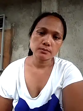 Snapshot of lady_helen00 chatting on November 9, 2025, 9:02 am lady helen00 online show from November 9, 2025, 9:02 am