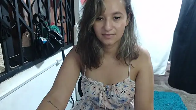 annie clark2 online show from November 9, 2025, 8:35 pm