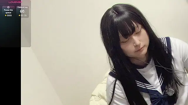 Mia032 online show from July 13, 2026, 1:43 pm