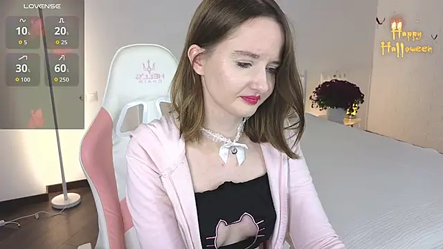 AlexsisFaee online show from November 2, 2025, 9:42 pm