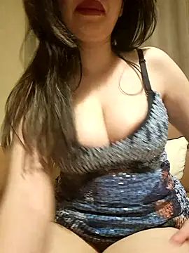 Snapshot of mayaarabian chatting on March 5, 2026, 6:37 pm mayaarabian online show from March 5, 2026, 6:37 pm