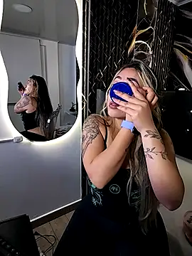  ManuVeelez online show from October 8, 2025, 3:08 am