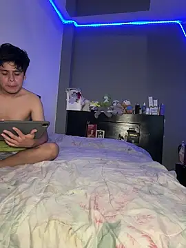 Kailertwink online show from August 2, 2026, 4:11 am