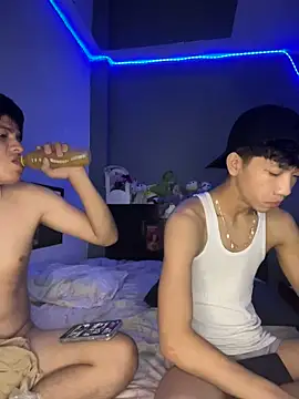 Kailertwink online show from June 29, 2026, 6:40 pm