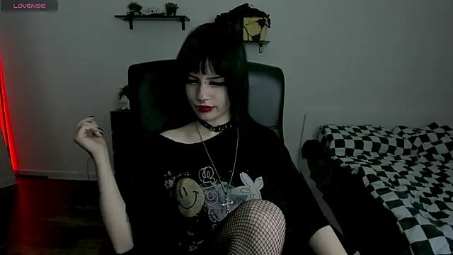 LiyaLuna online show from February 6, 2026, 4:58 pm