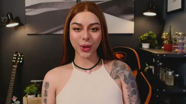 Snapshot of LUNACOCKSLAYER chatting on November 6, 2025, 11:53 pm LUNACOCKSLAYER online show from November 6, 2025, 11:53 pm