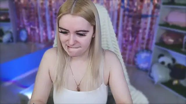 Stef Nicks online show from February 12, 2026, 9:09 am