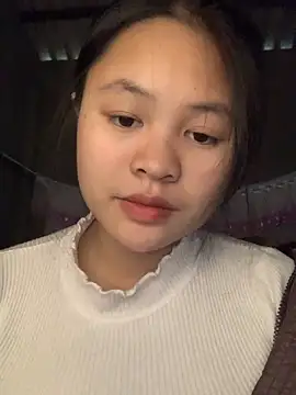 NhuFox online show from December 5, 2025, 1:27 am