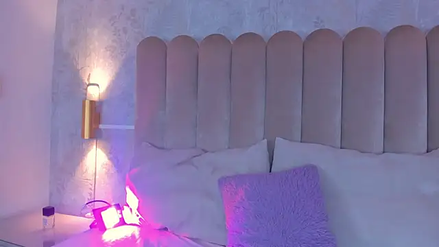 Snapshot of AliciaJerez1 chatting on November 26, 2025, 8:53 pm AliciaJerez1 online show from November 26, 2025, 8:53 pm