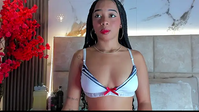 Snapshot of KarolBlanco chatting on July 17, 2026, 7:33 pm KarolBlanco online show from July 17, 2026, 7:33 pm