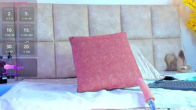 Snapshot of KarolBlanco chatting on October 20, 2025, 7:14 pm KarolBlanco online show from October 20, 2025, 7:14 pm