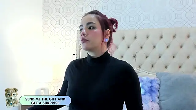 SuccubusDolly online show from January 14, 2026, 8:34 pm