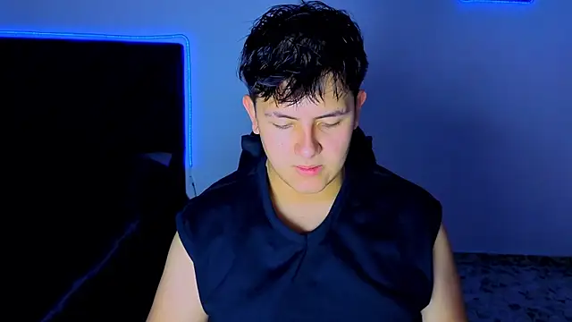 Snapshot of Ryan_Doretti chatting on November 23, 2025, 12:15 pm Ryan Doretti online show from November 23, 2025, 12:15 pm