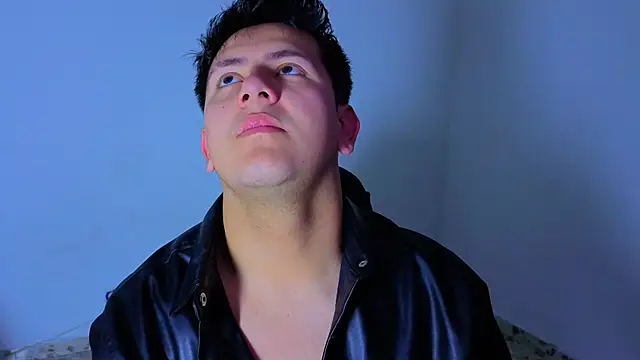 Snapshot of Ryan_Doretti chatting on October 23, 2025, 11:31 am Ryan Doretti online show from October 23, 2025, 11:31 am